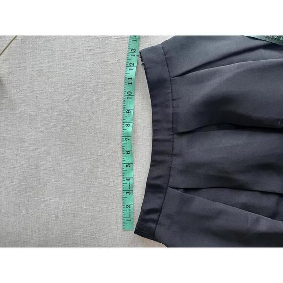 Express Pleated Midi A-line Circle Poofy skirt Sheer Panels - Black - Size 2 - Picture 5 of 5